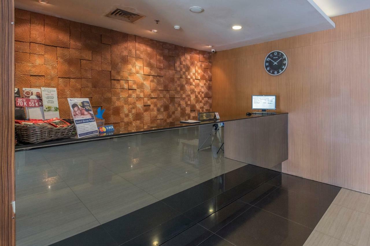 Aswin And Hotel Makassar
